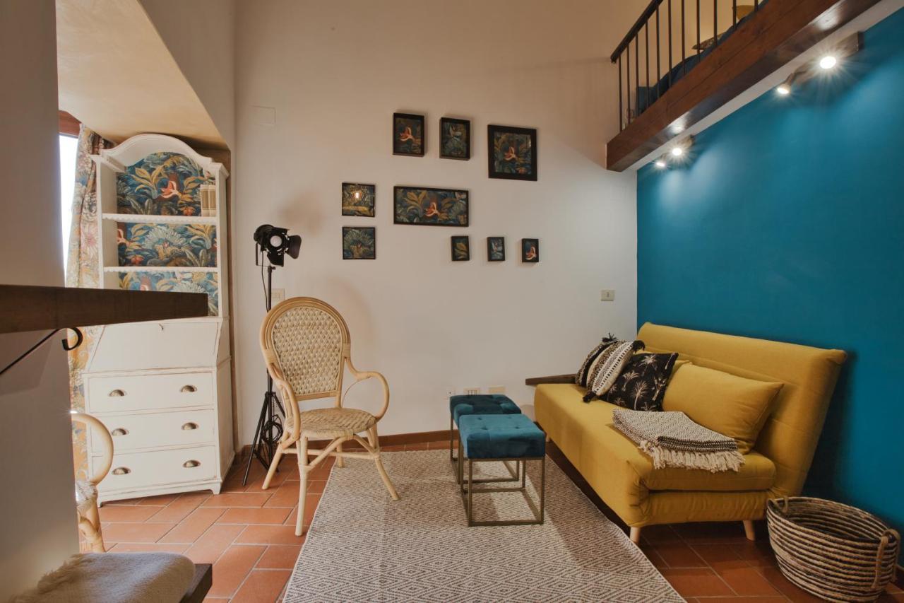 Appartamento Le Scalette เนมี ภายนอก รูปภาพ